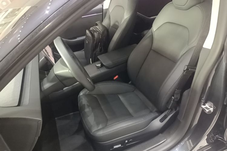 Tesla Model 3 2024 #15 Tesla Model 3 2024 car image #15
