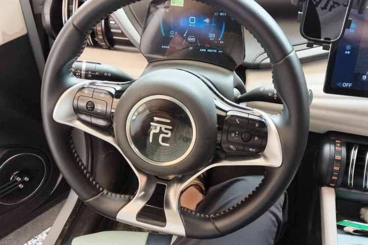 BYD Yuan Plus 2023 صورة سيارة #11