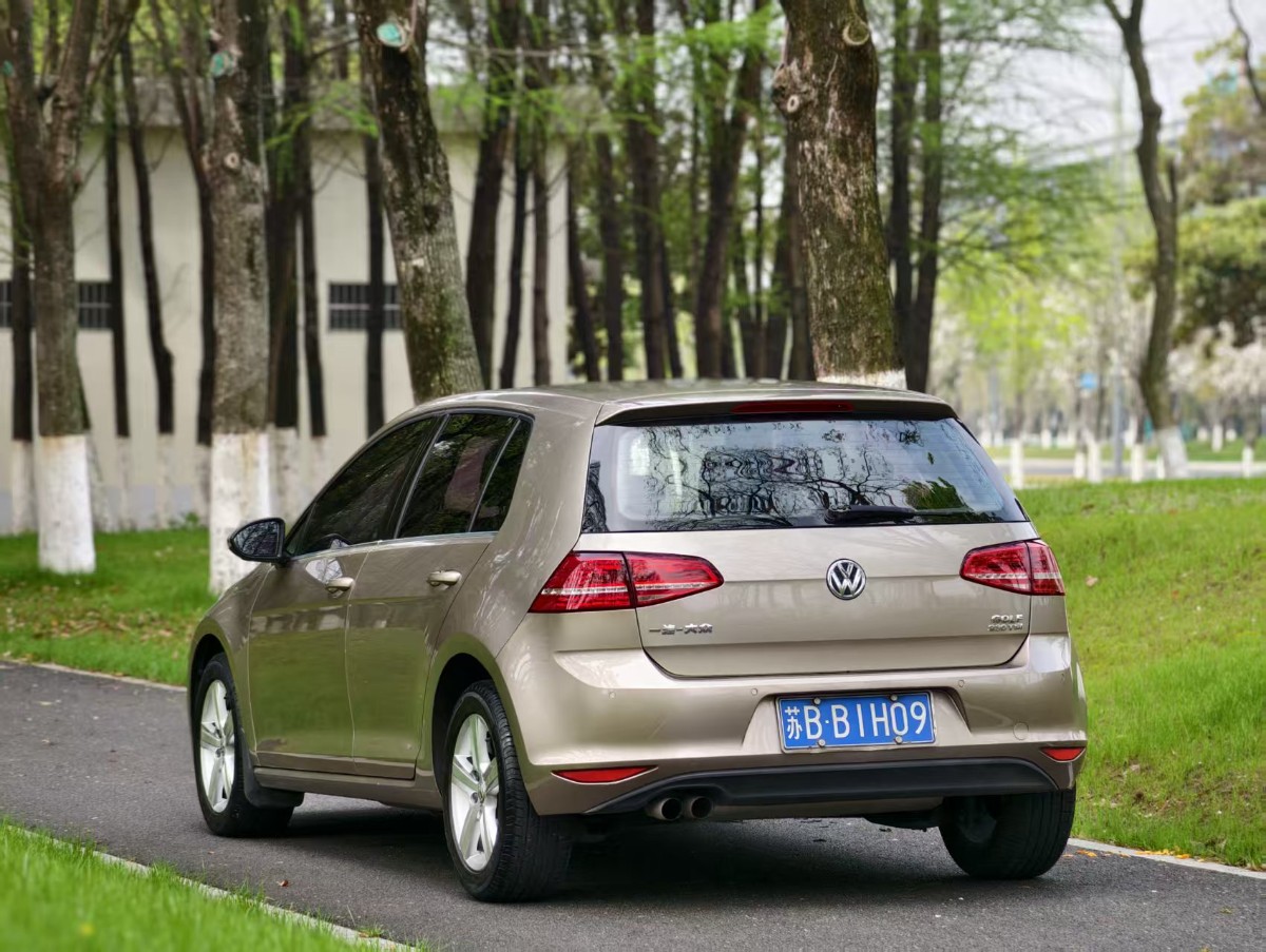 Volkswagen Golf 2016 car image #4
