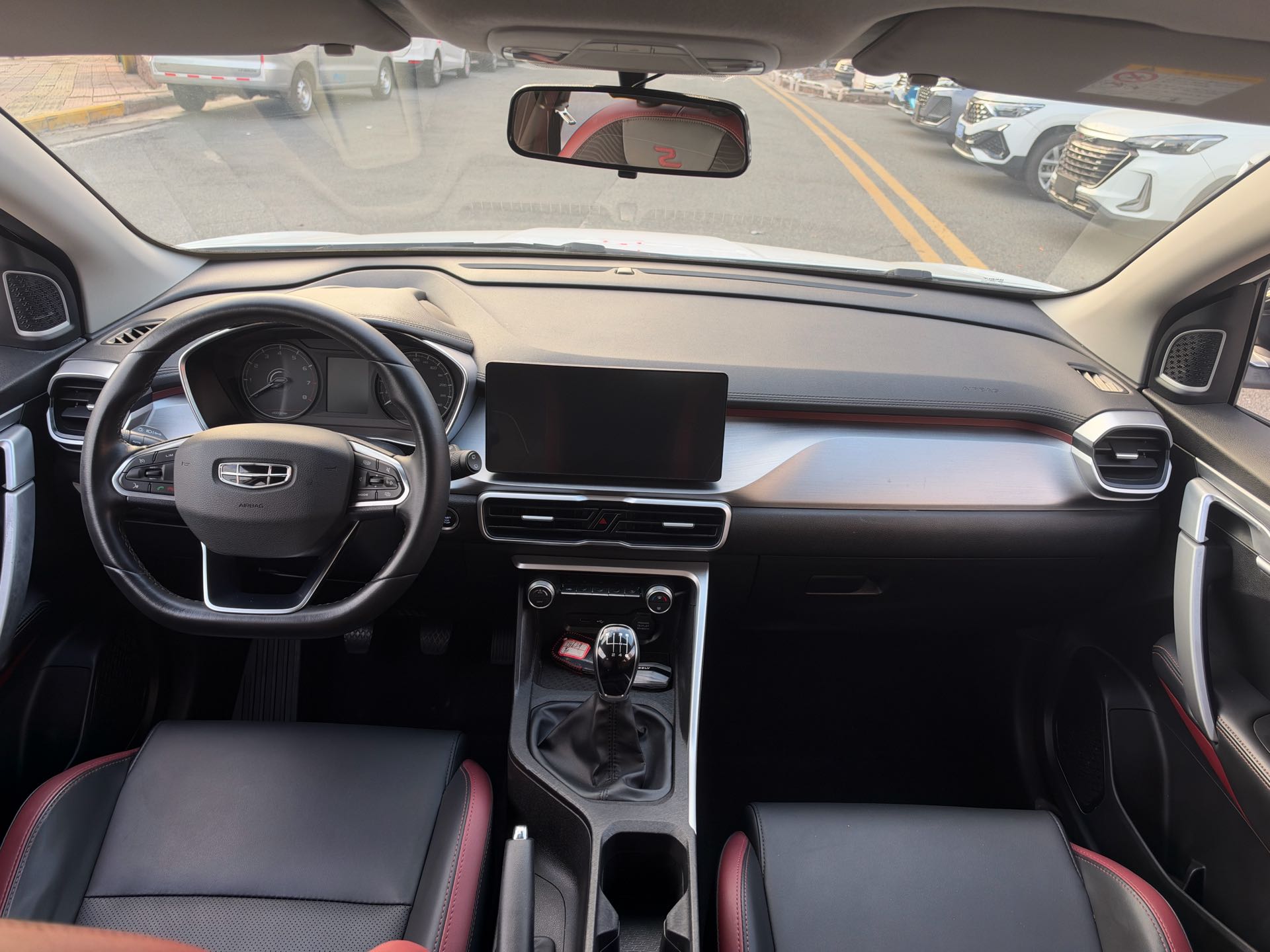 GEELY Coolray 2021 #4 GEELY Coolray 2021 car image #4