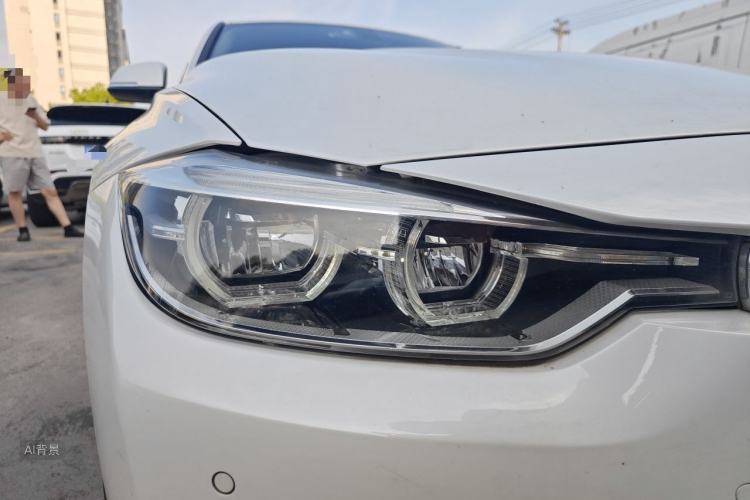 BMW 3 Series 2019 car image #8