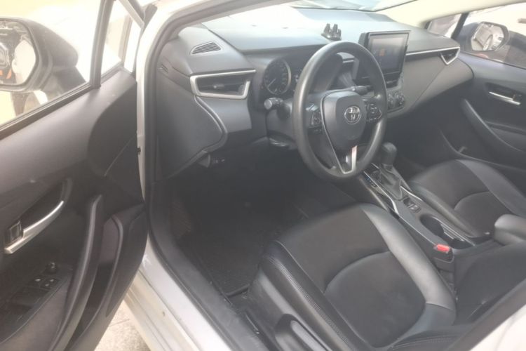Toyota Corolla 2023 car image #16