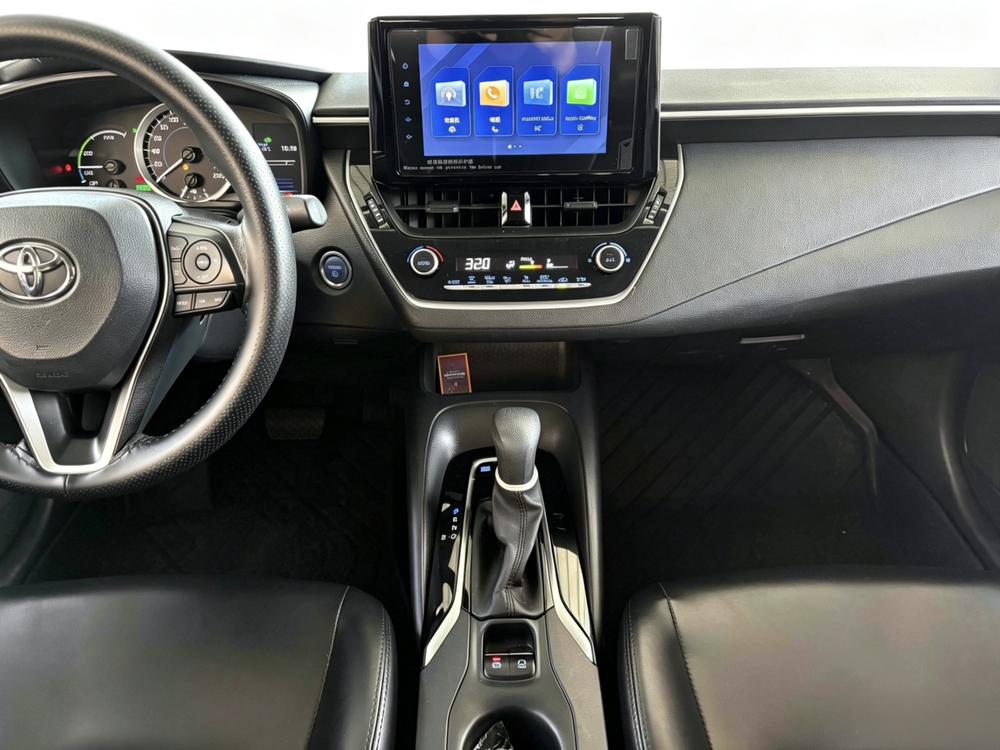 Toyota Corolla 2023 car image #12
