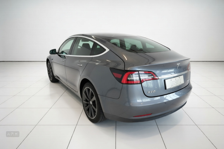 Tesla Model 3 2020 صورة سيارة #5
