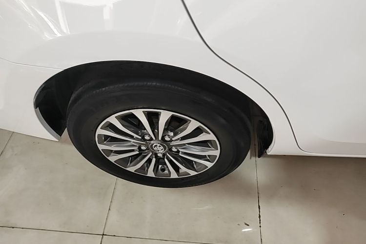 Toyota Corolla 2018 #5 Toyota Corolla 2018 car image #5
