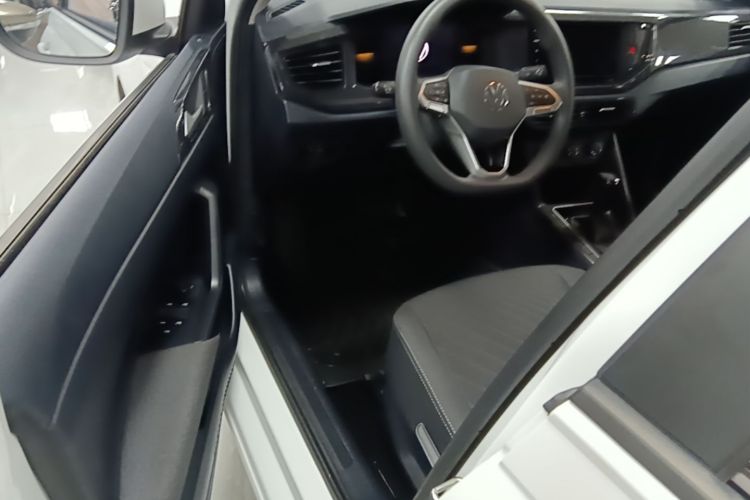 Volkswagen Lavida 2025 car image #16