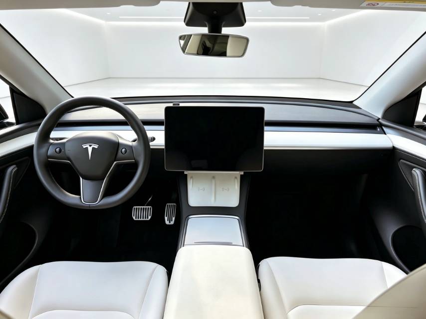 Tesla Model Y 2023 #14 Tesla Model Y 2023 image de voiture #14