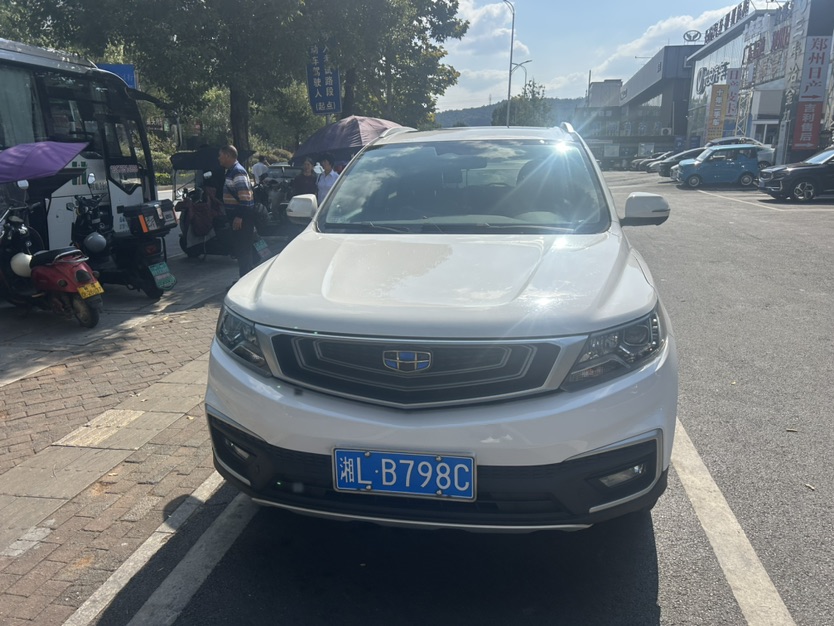 GEELY Vision X6 2019 car image #2