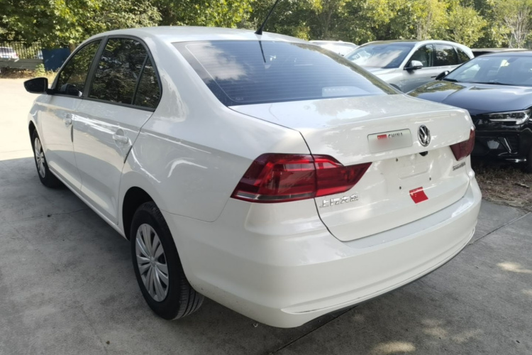 Volkswagen Santana 2022 immagine di auto #5