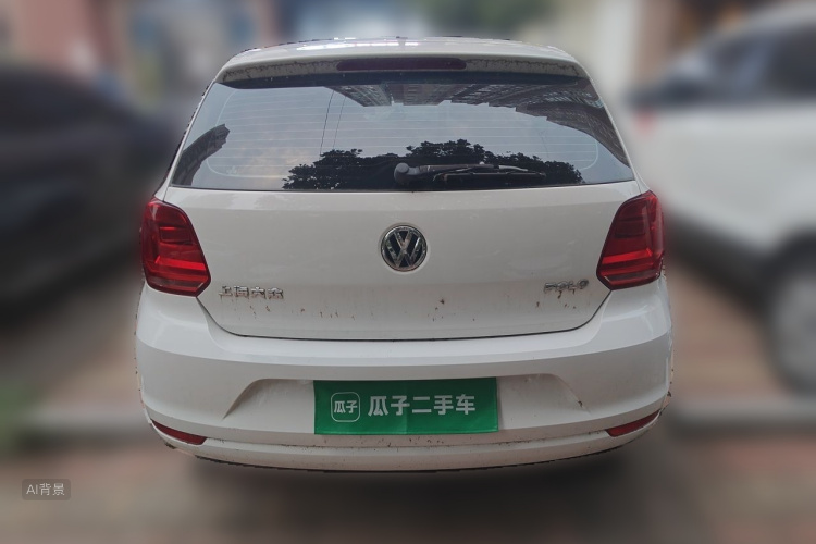 Volkswagen Polo 2015 car image #6