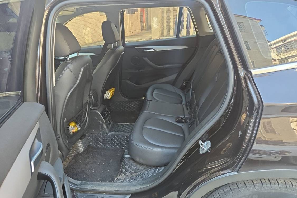 BMW X1 2017 #19 BMW X1 2017 car image #19