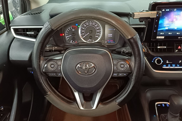 Toyota Corolla 2020 car image #12