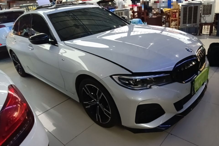 BMW 3 Series 2022 #4 BMW 3 Series 2022 car image #4