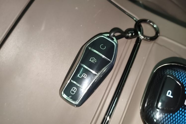 BYD Han 2025 #14 BYD Han 2025 immagine di auto #14