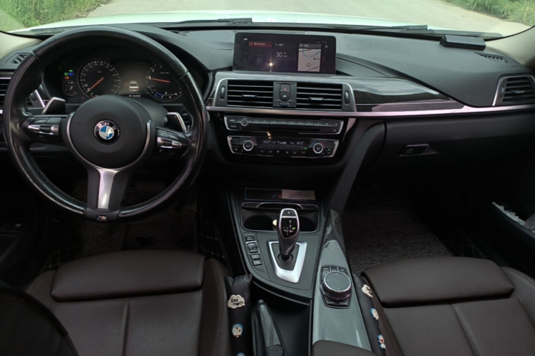 BMW 3 Series 2019 #10 BMW 3 Series 2019 car image #10