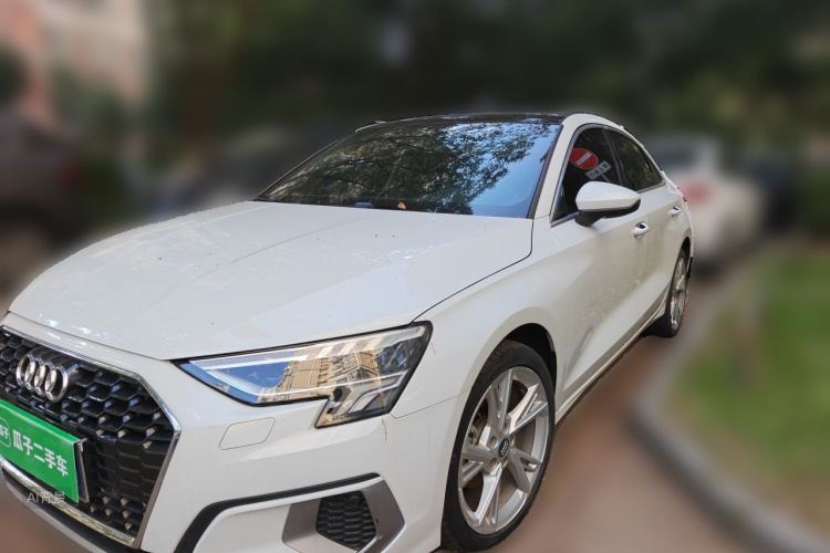 Audi A3 2022 صورة سيارة #2
