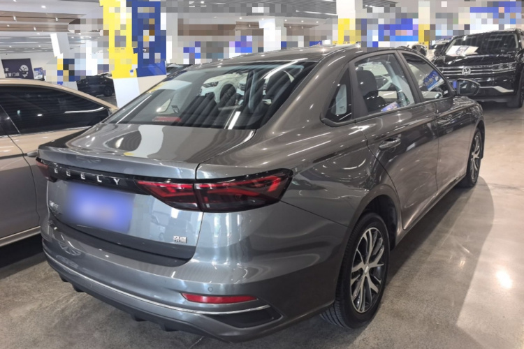 GEELY Emgrand 2022 #7 GEELY Emgrand 2022 car image #7