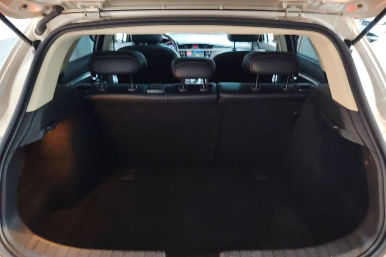 GEELY Emgrand GS 2016 car image #19