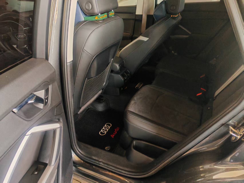 Audi Q3 2023 immagine di auto #8
