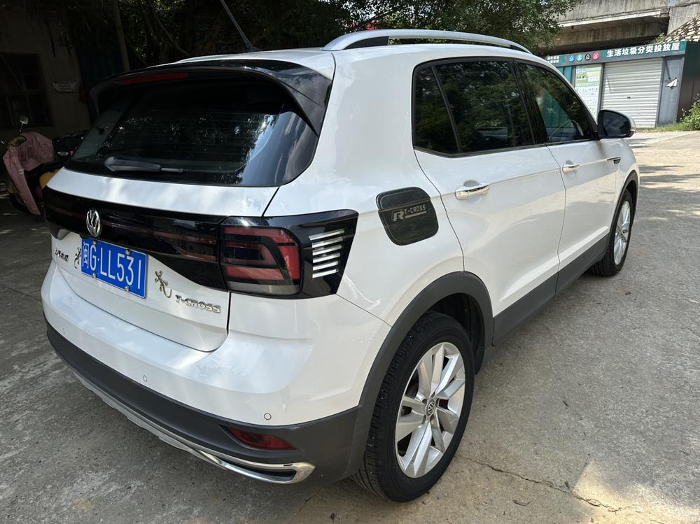 Volkswagen T-Cross 2020 #5 Volkswagen T-Cross 2020 car image #5