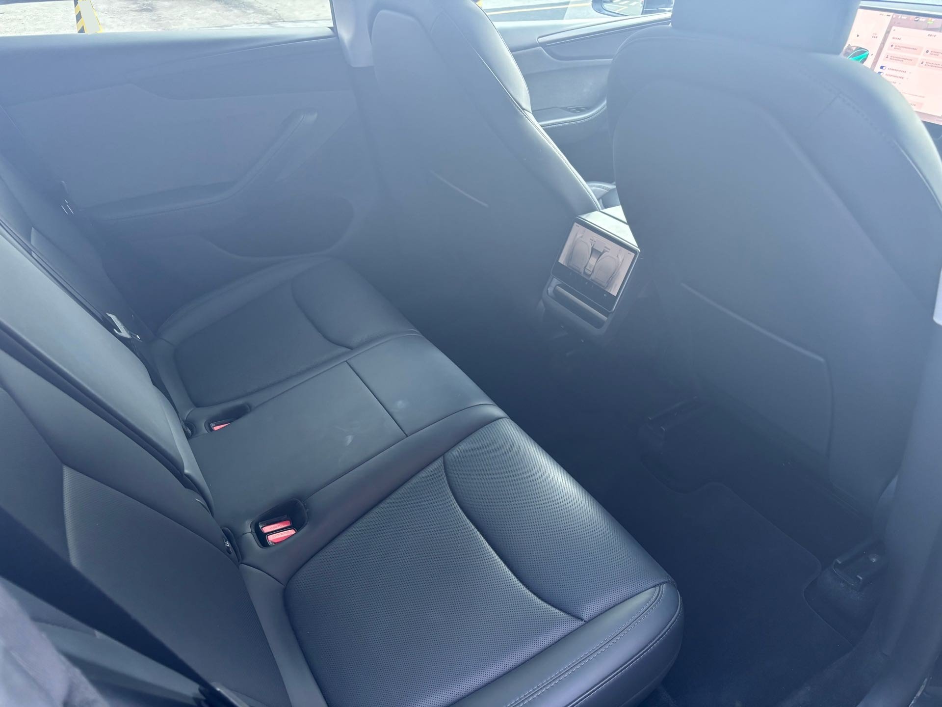 Tesla Model Y 2025 #6 Tesla Model Y 2025 immagine di auto #6