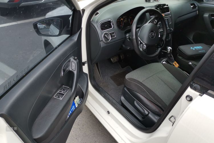 Volkswagen Polo 2017 #18 Volkswagen Polo 2017 car image #18