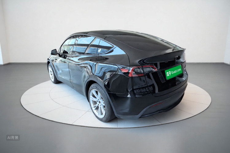 Tesla Model Y 2023 #5 Tesla Model Y 2023 car image #5