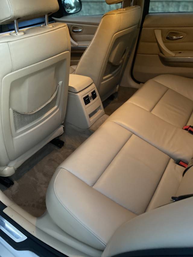 BMW 3 Series 2012 car image #3