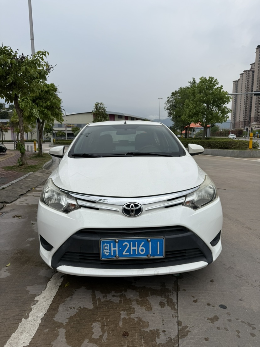 Toyota Vios 2015 imagen de coche #2