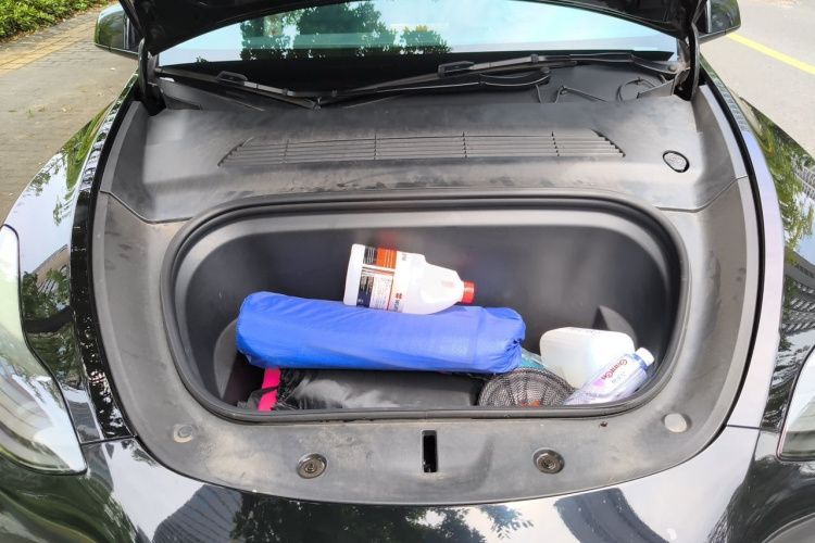 Tesla Model Y 2021 car image #22