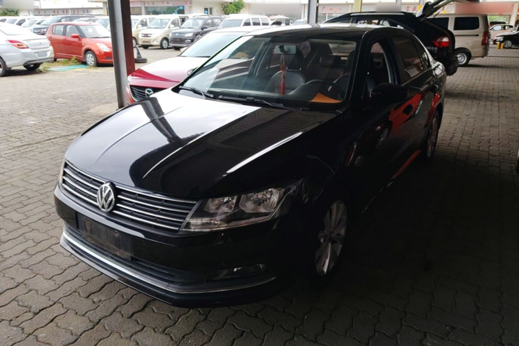 Volkswagen Lavida 2015 car image #2