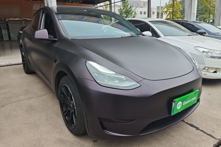 Tesla Model Y 2022 car image #4