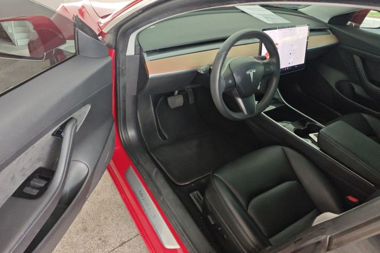 Tesla Model 3 2020 #16 Tesla Model 3 2020 car image #16