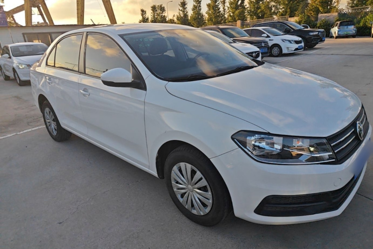 Volkswagen Santana 2022 car image #4