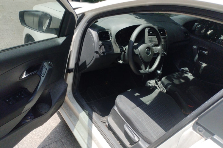 Volkswagen Polo 2014 #9 Volkswagen Polo 2014 car image #9