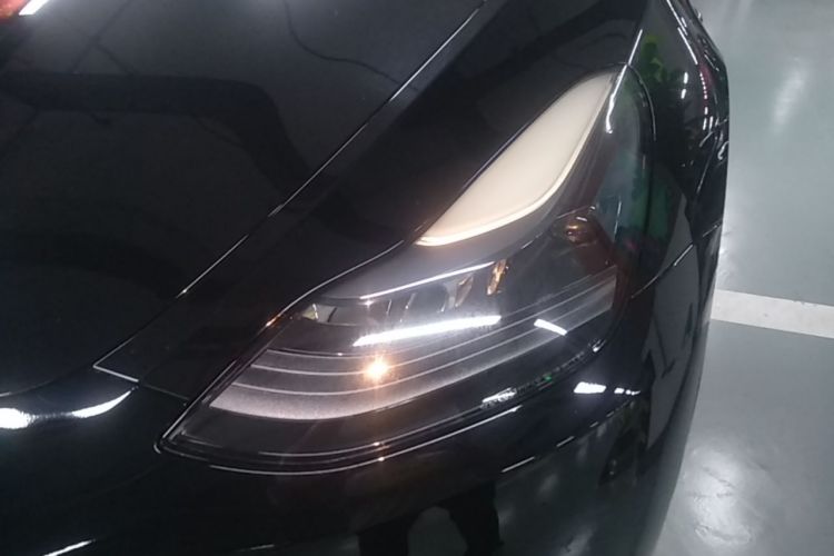 Tesla Model Y 2023 #23 Tesla Model Y 2023 image de voiture #23