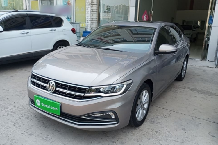 Volkswagen Bora 2019 car image #2