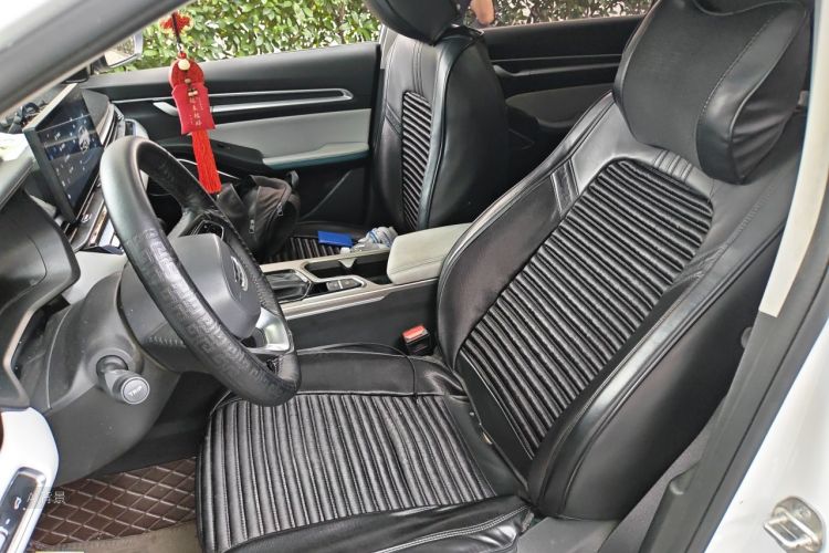 GEELY Emgrand 2023 car image #17