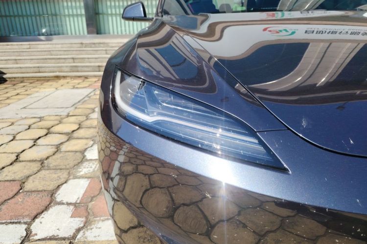 Tesla Model 3 2024 car image #8