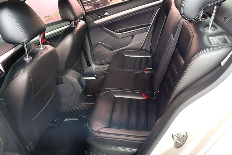 Volkswagen Lavida 2018 car image #19