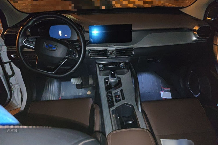 GEELY Coolray 2019 #11 GEELY Coolray 2019 car image #11