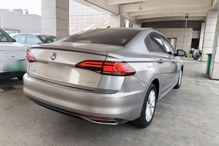 Volkswagen Bora 2019 car image #5