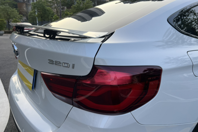 BMW 3 Series GT 2021 #10 BMW 3 Series GT 2021 immagine di auto #10