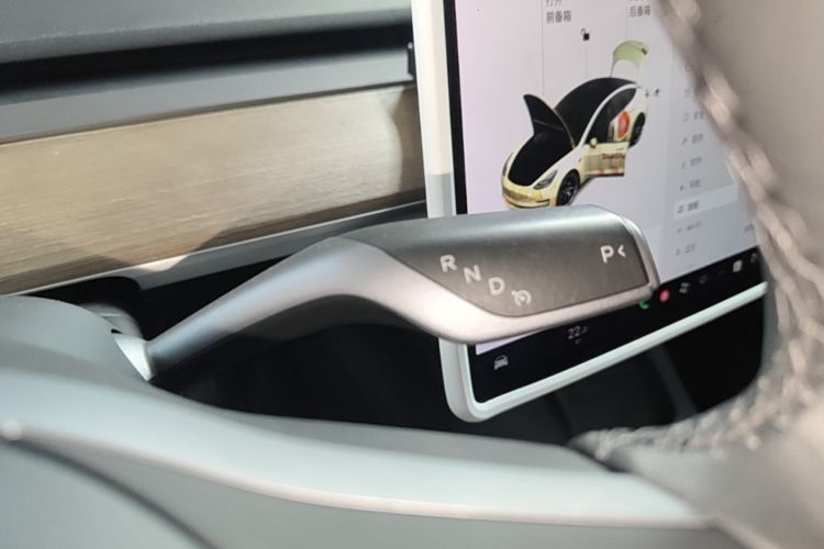 Tesla Model 3 2021 #14 Tesla Model 3 2021 car image #14
