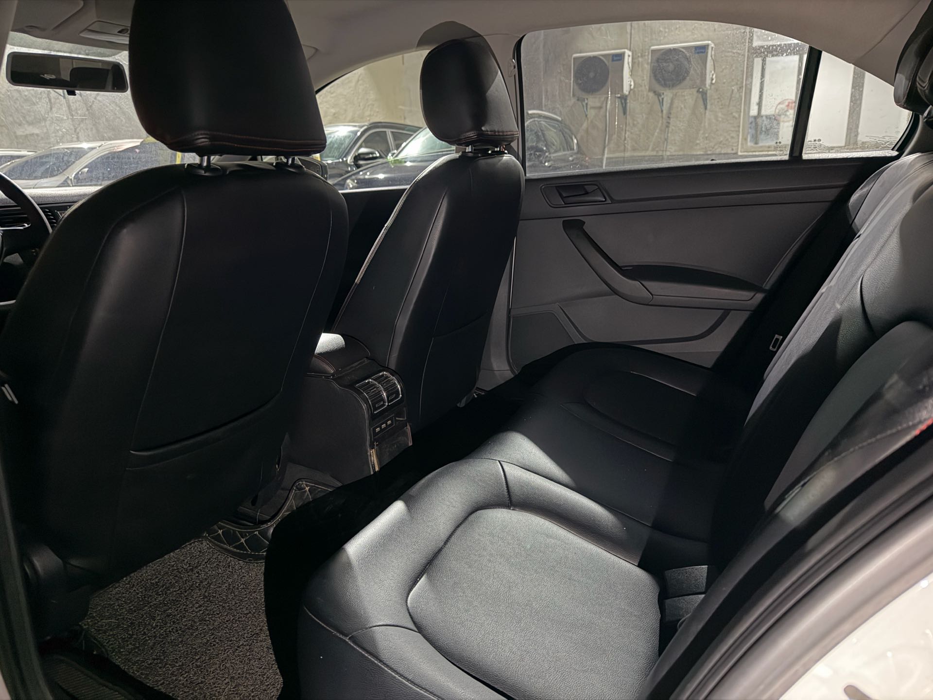 Volkswagen Santana 2019 #8 Volkswagen Santana 2019 car image #8