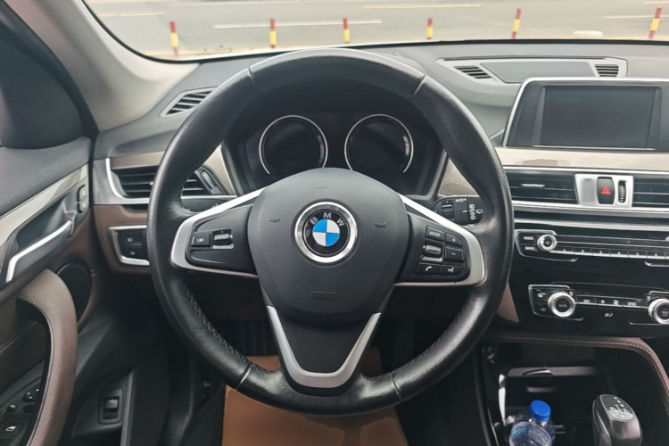 BMW X1 2019 #15 BMW X1 2019 immagine di auto #15