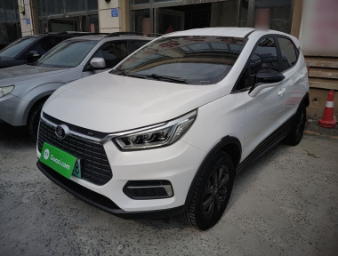 BYD Yuan New Energy 2019 BYD Yuan New Energy 2019 immagine di auto