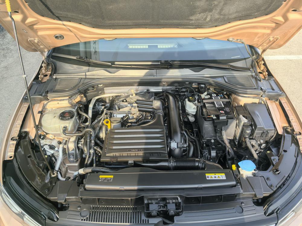 Volkswagen Golf 2021 car image #5