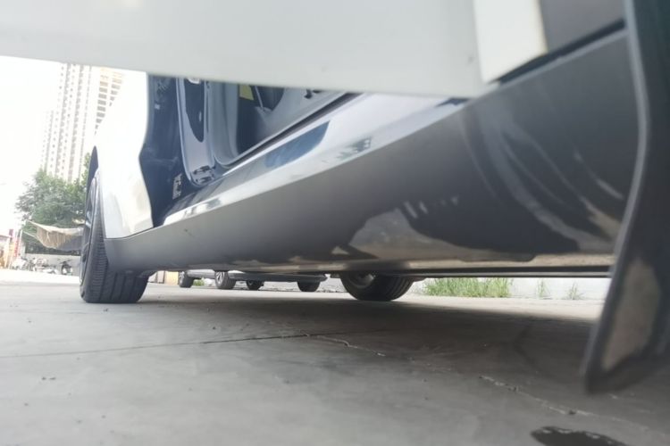 Tesla Model Y 2023 #26 Tesla Model Y 2023 car image #26