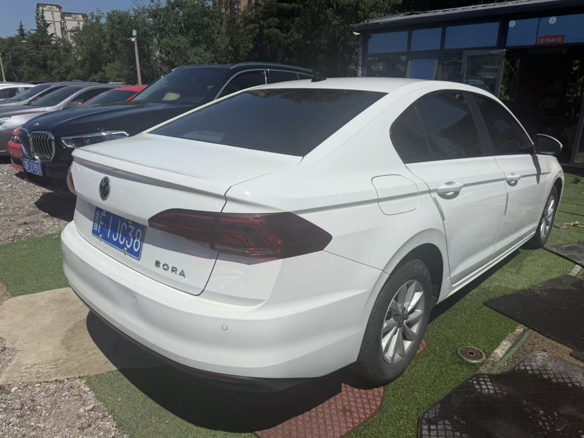 Volkswagen Bora 2022 car image #9